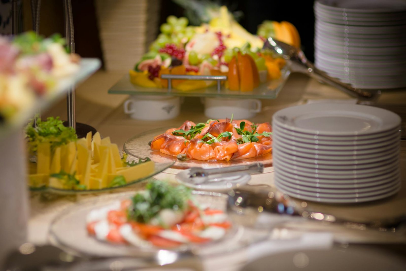 Kırıkkale kurumsal catering menüsü — şirket toplantısı için premium açık büfe, soğuk meze ve ordövr çeşitleri